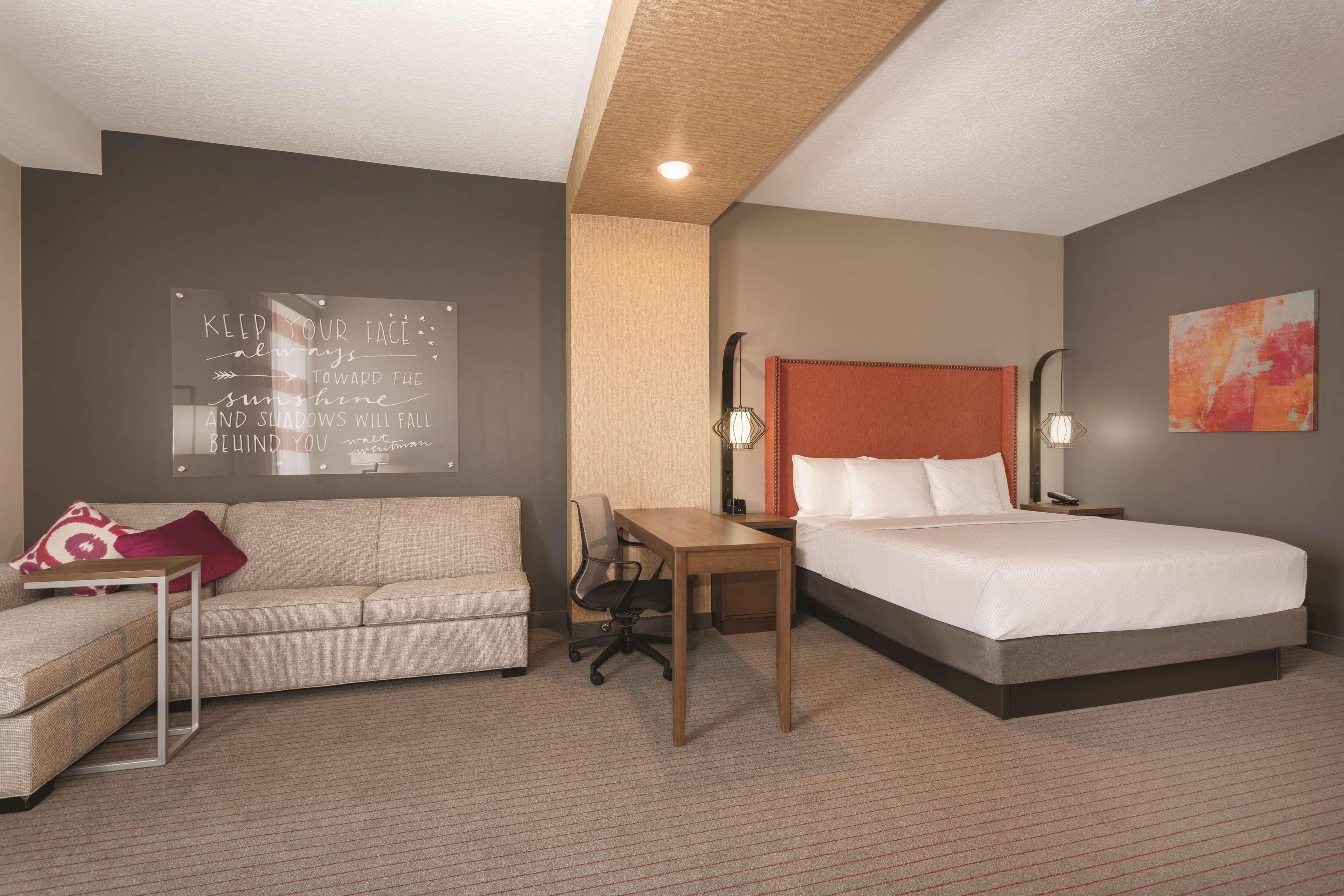 La Quinta By Wyndham South Jordan Hotel Exterior photo